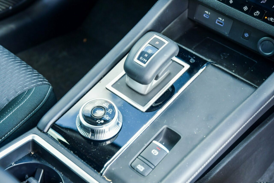 2023 MY24 Mitsubishi Outlander ZM LS SUV Image 15