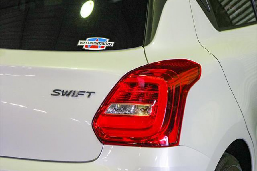 2022 Suzuki Swift AZ Series II GL Hatch Image 6