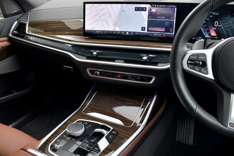 2025 BMW X7 G07 LCI xDrive40i M Sport SUV