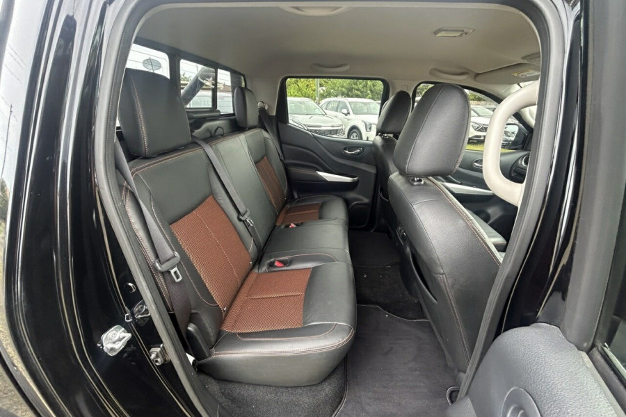 2019 Nissan Navara D23 Series 4 N-TREK Dual Cab Pickup Image 15
