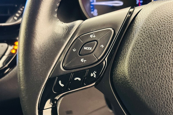 2020 Toyota C-HR NGX Koba SUV Image 23