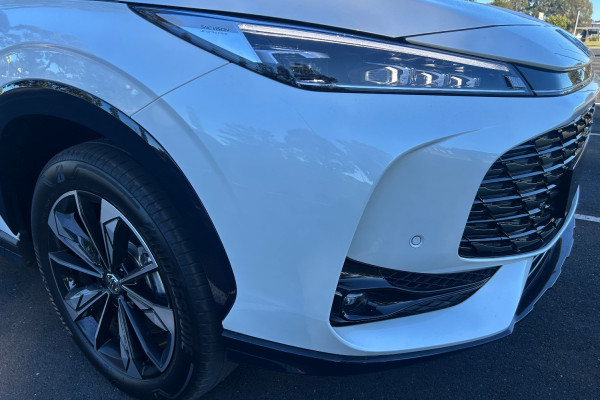 2025 MG HS AS33H Essence Hybrid+ SUV Image 20