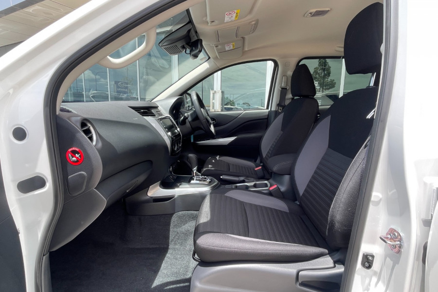2024 Nissan Navara D23 ST Ute Image 11
