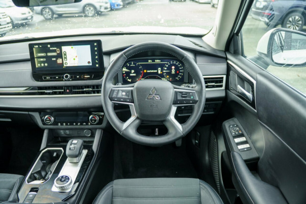 2025 Mitsubishi Outlander ZM Aspire SUV Image 11
