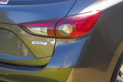 2016 Mazda 3 BM Series Touring Hatch Image 3