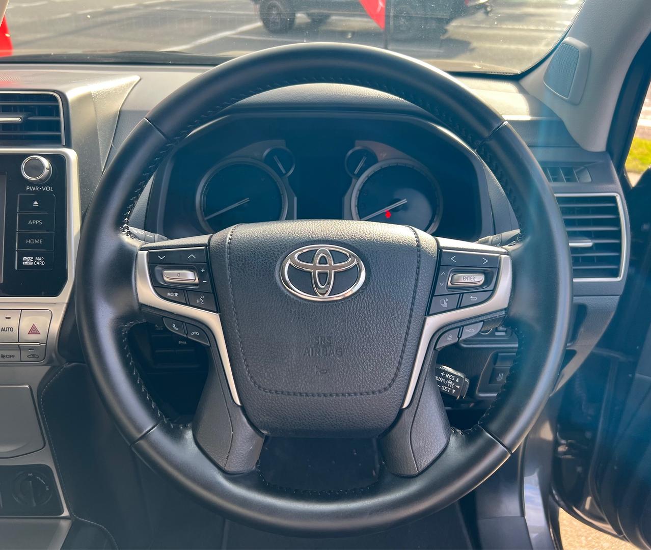 2018 Toyota LandCruiser Prado GDJ150R VX SUV Image 19