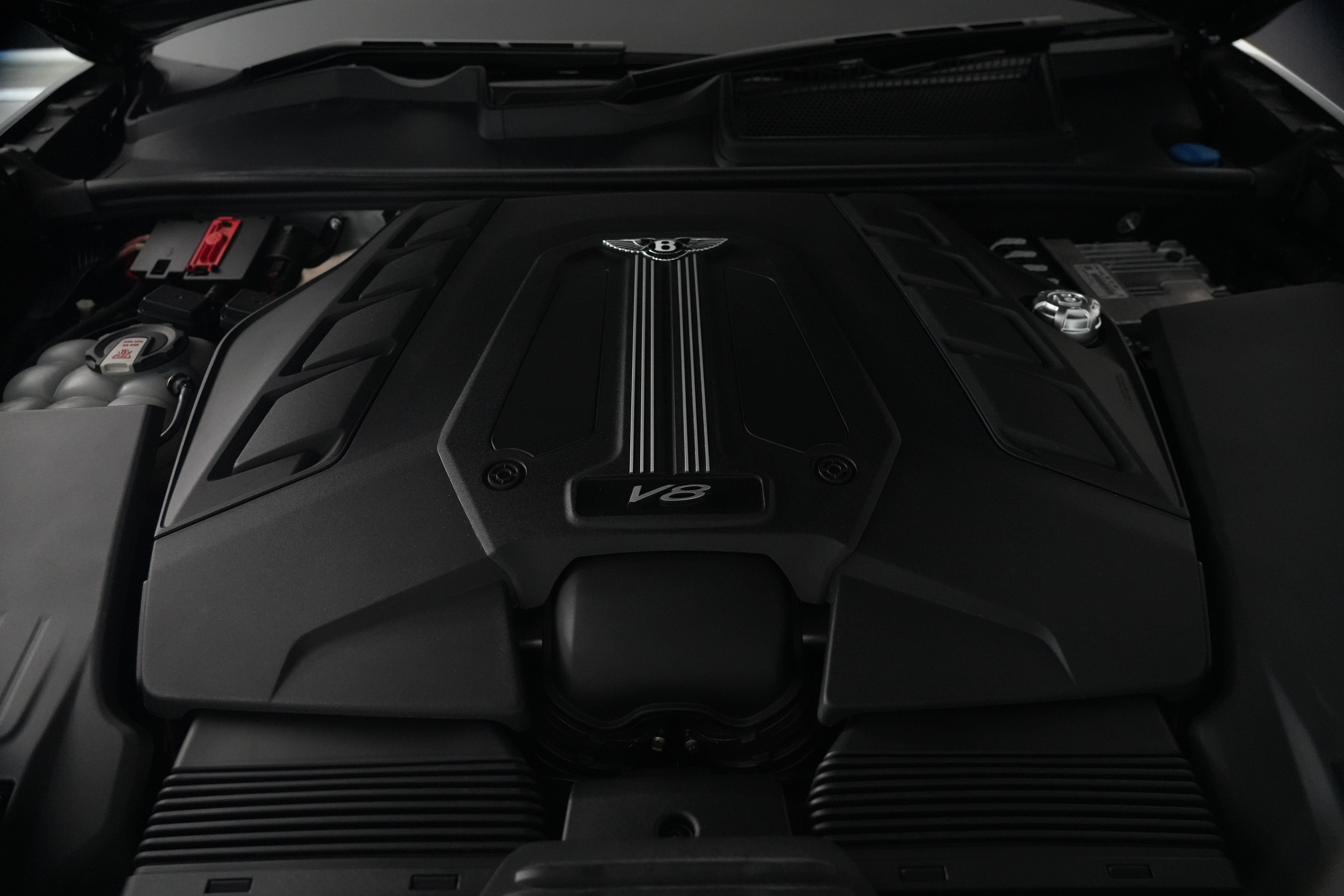 2024 Bentley Bentayga V8 SUV Image 13