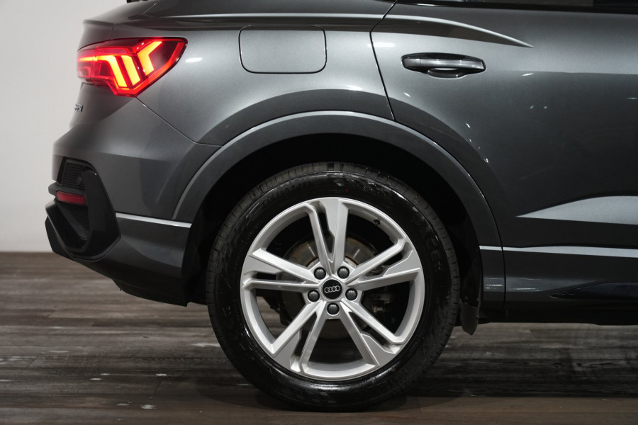 2022 Audi Q3 F3 35 TFSI S line SUV Image 6