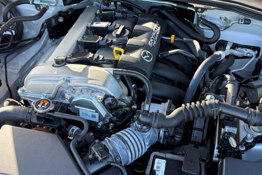 2017 Mazda MX-5 ND RF GT Convertible Image 12