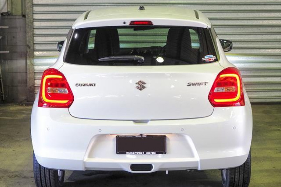 2022 Suzuki Swift AZ Series II GL Plus Special Edition Hatch