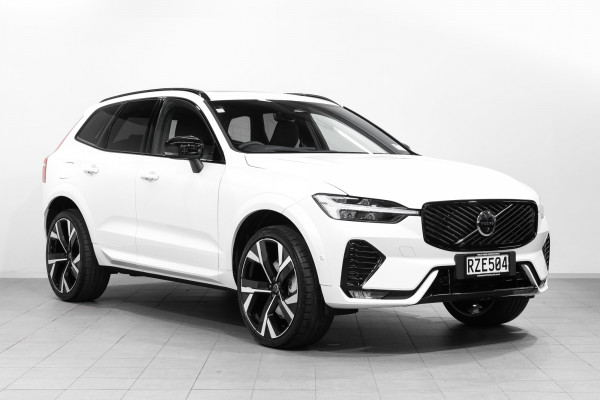 2026 Volvo XC60 UZ B5 AWD Ultra Dark SUV Image 1
