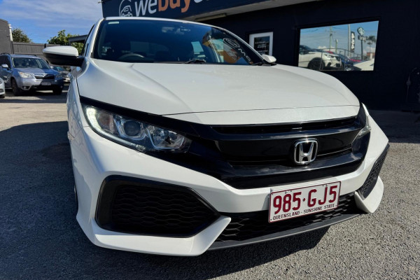 2018 Honda Civic 10th Gen VTi Hatch Image 4