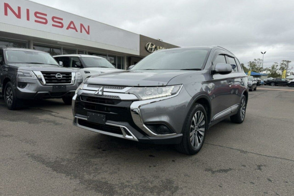 2019 Mitsubishi Outlander ZL ES SUV Image 3