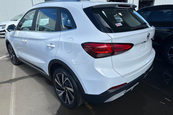 2026 MY26.5 MG ZS ZS32 Essence Hybrid+ SUV Image 4