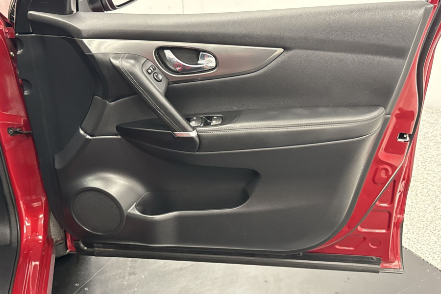 2018 Nissan QASHQAI Ti Wagon Image 19
