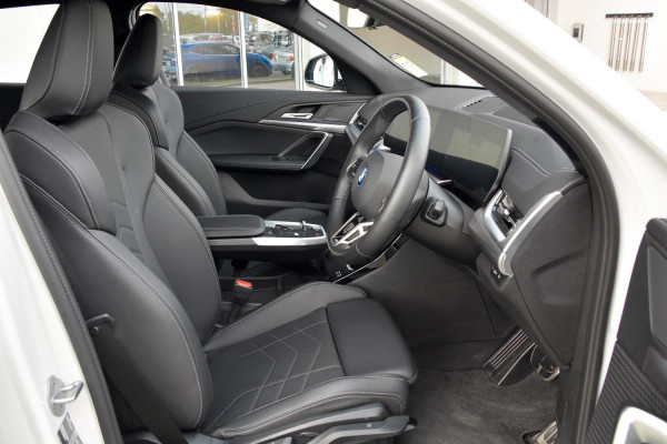 2024 BMW iX2 U10 eDrive20 M Sport SUV image 6