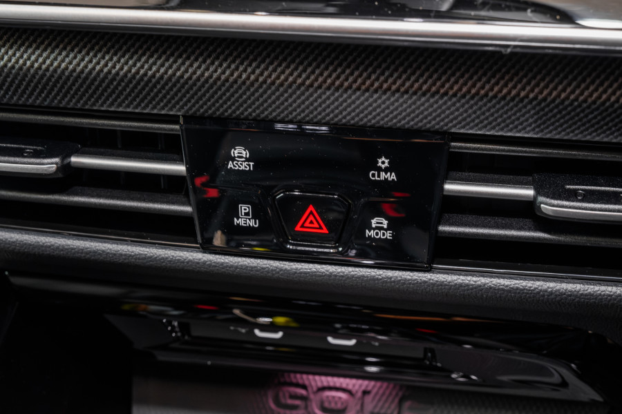 2025 Volkswagen Golf 8.5 GTI Hatch Image 17