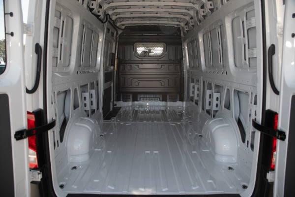 2025 MY26 Volkswagen Crafter SY1 35 TDI410 LWB Van Image 19