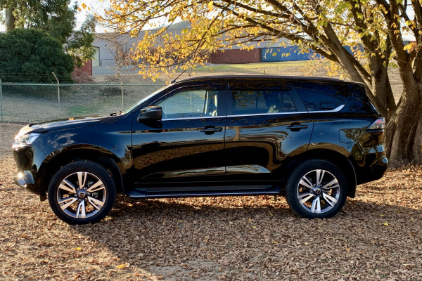2023 Isuzu MU-X RJ LS-T SUV