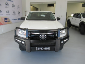 2018 Toyota HiLux GUN126R SR Utility