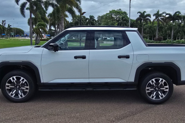 2025 LDV Terron 9 EKK1C Evolve Ute Image 11