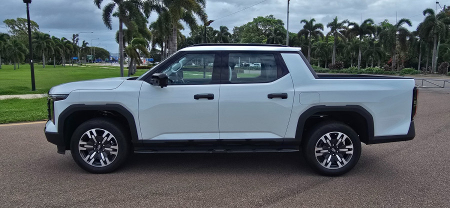 2025 LDV Terron 9 EKK1C Evolve Ute Image 11