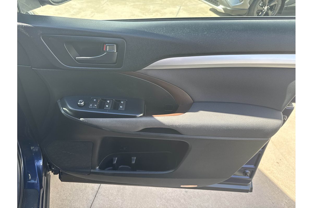 2015 Toyota Kluger GSU50R GX Wagon Image 12