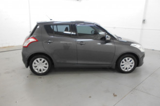 2011 Suzuki Swift FZ GL Hatchback