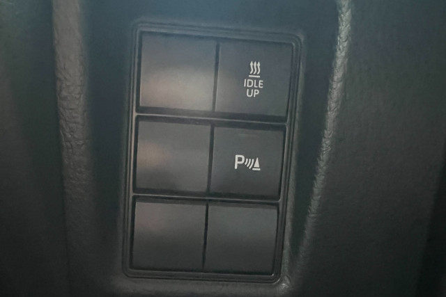 2021 Toyota LandCruiser Prado GDJ150R GXL SUV Image 23