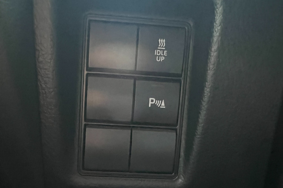 2021 Toyota LandCruiser Prado GDJ150R GXL SUV Image 23