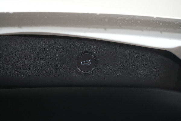 2023 Tesla Model 3  Rear-Wheel Drive Sedan Image 27