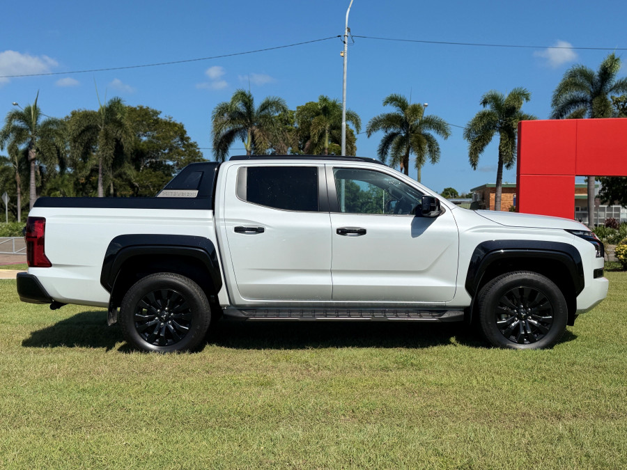 2026 Mitsubishi Triton MV GSR Ute Image 8