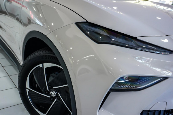 2026 MG MGS5 EV ZS3EM Essence 62 SUV Image 2