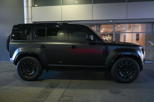 2026 Land Rover Defender L663 110 P635 OCTA Black SUV image 3