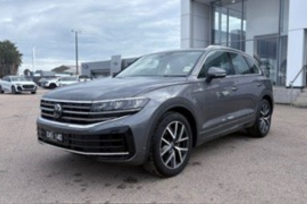 2024 Volkswagen Touareg RC 210TDI Elegance SUV Image 2