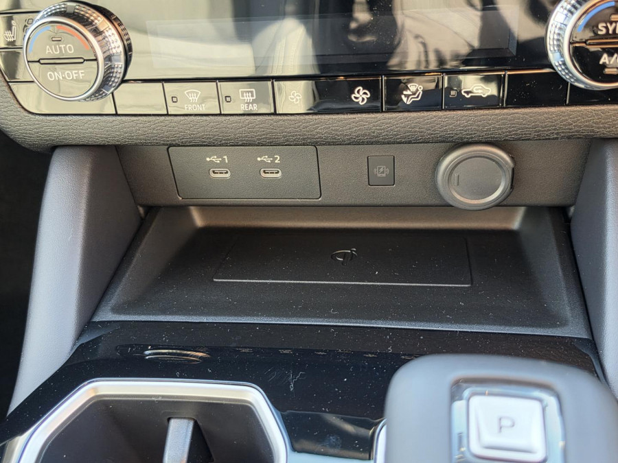 2026 Mitsubishi Outlander ZM Black Edition SUV Image 24