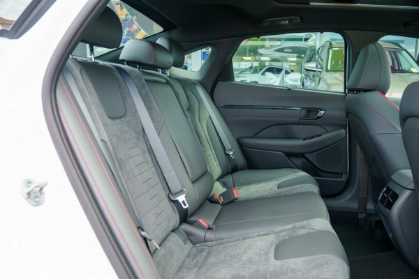2026 Hyundai Sonata DN8.V4 N Line Sedan Image 7