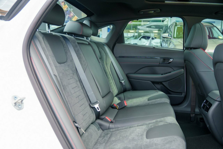 2026 Hyundai Sonata DN8.V4 N Line Sedan Image 7