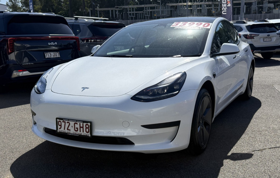 2022 Tesla Model 3  Rear-Wheel Drive Sedan Image 6