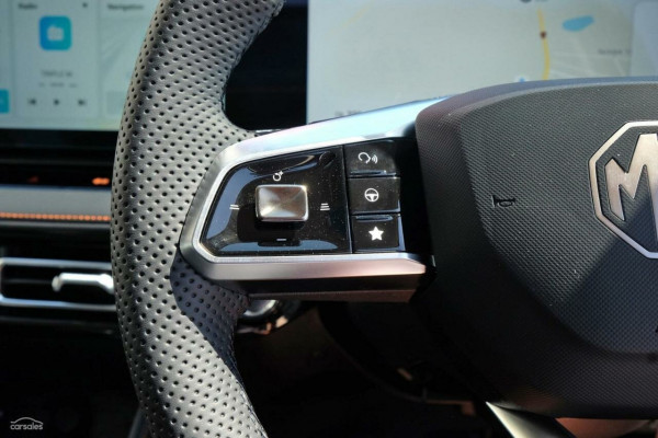 2026 MY25 MG HS AS33 Essence SUV Image 13