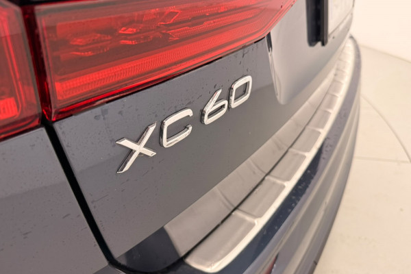 2026 Volvo XC60 UZ Ultra B5 Dark SUV Image 23