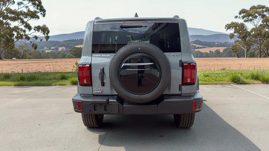 2026 GWM Tank 300 P01 Ultra Hi4-T PHEV SUV Image 7