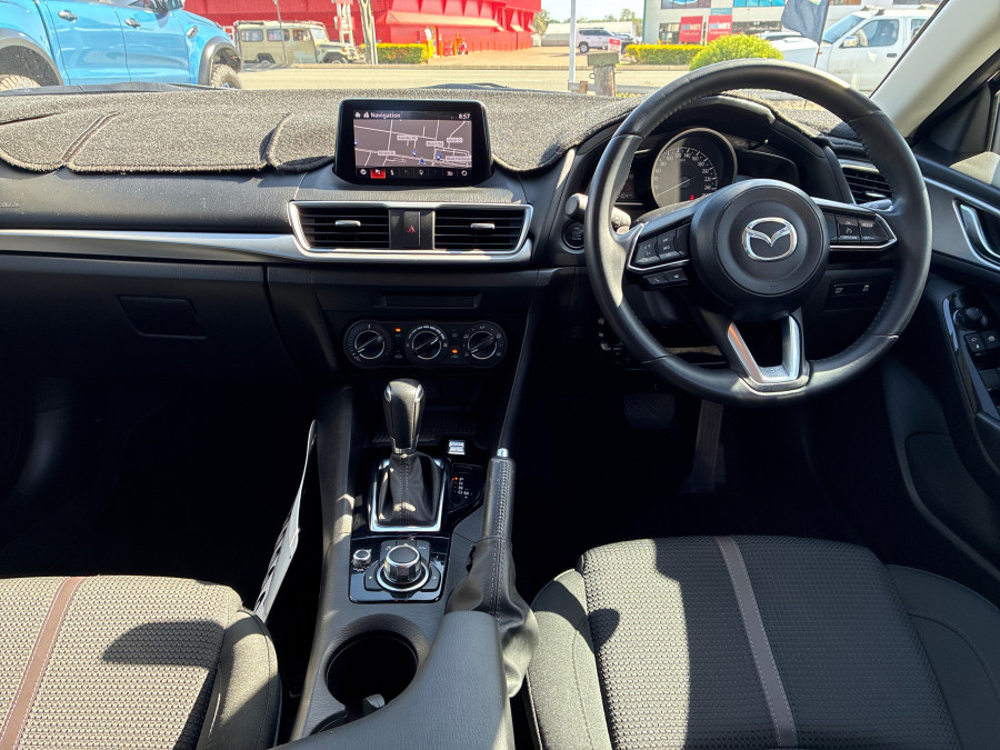 2017 Mazda 3 BN5478 Maxx Hatch Image 14