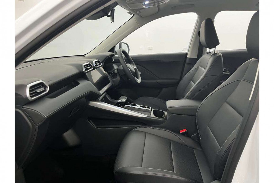 2024 MY24.5 MG ZS ZS32 Essence Hybrid+ SUV Image 17