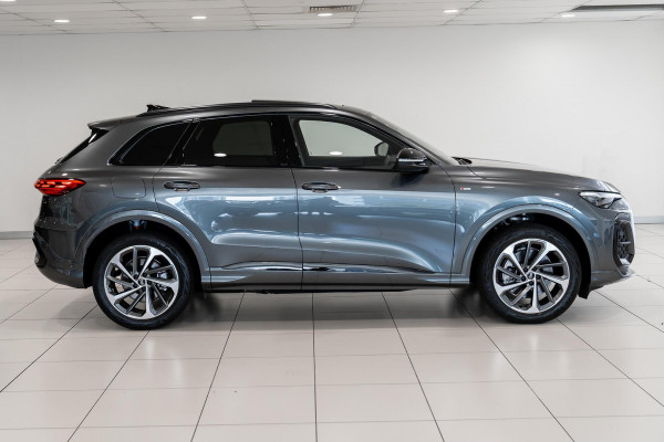 2025 Audi Q5 GU TDI 150kW Sport SUV image 3