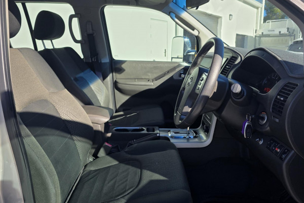 2013 Nissan Navara D40 Series 6 ST Dual Cab Pickup Image 20