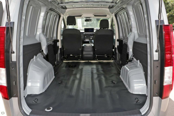 2026 MY27 Hyundai Staria Load US4.V4  Van Image 5