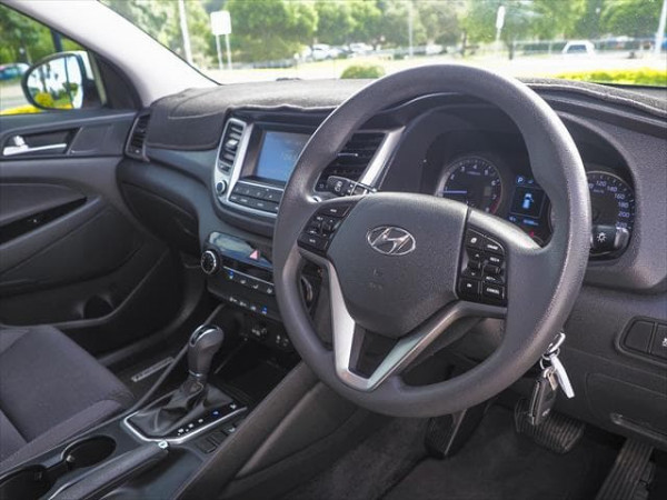 2016 Hyundai Tucson TLe Active Suv image 8