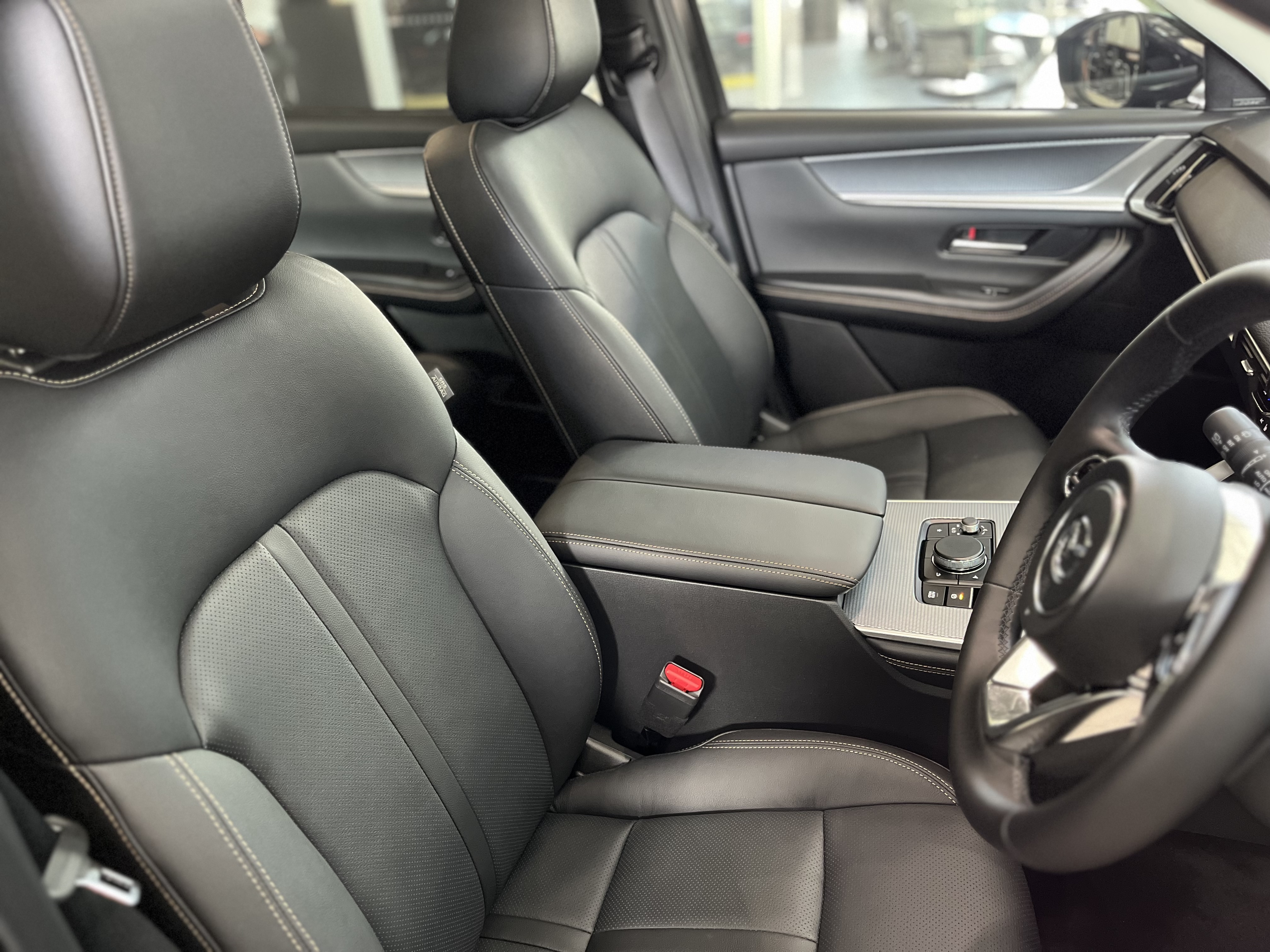 2025 MY24 Mazda CX-80 KL P50e GT SUV Image 10