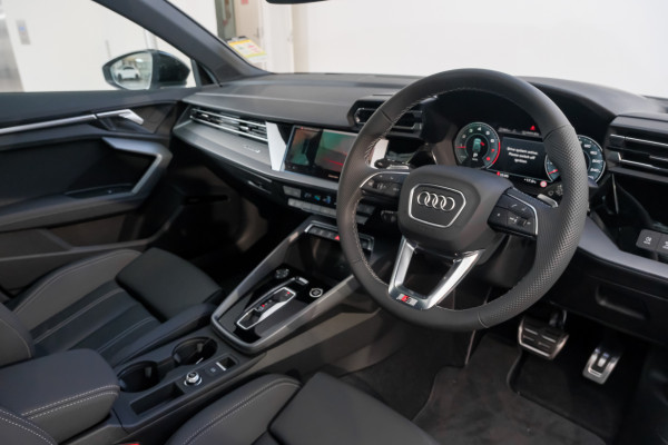2026 MY25 Audi A3 GY TFSI 150kW S line Hatch image 7